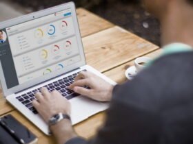 8 лучших ноутбуков для бизнеса