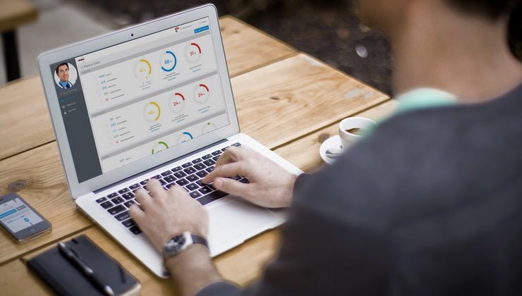 8 лучших ноутбуков для бизнеса