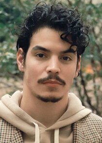 Aaron Dominguez