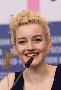 Джулия Гарнер