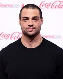 Noah Centineo
